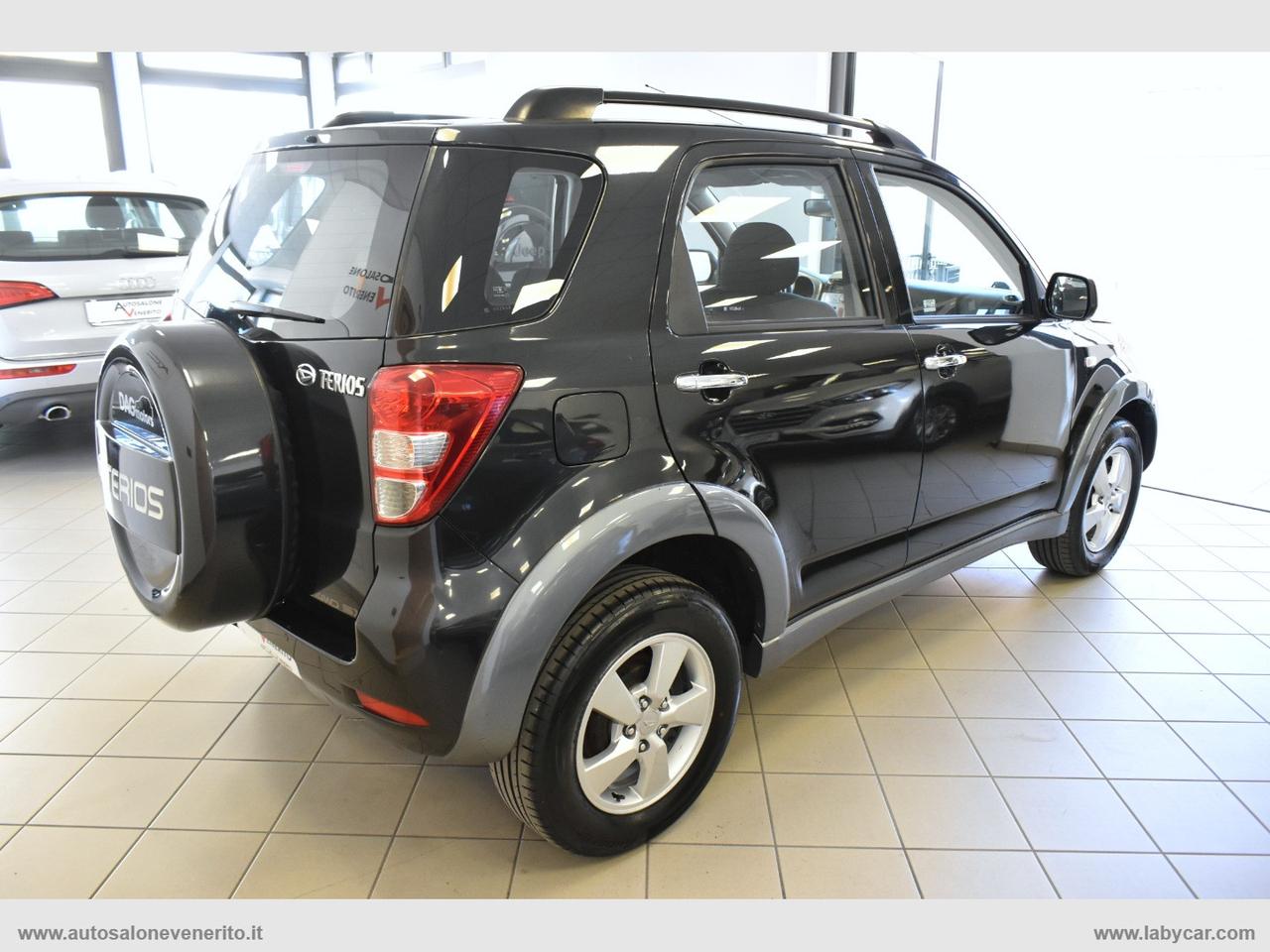 DAIHATSU Terios 1.5 4WD SX O/F