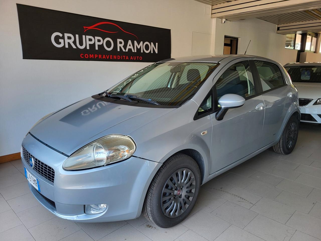 Fiat Grande Punto Starjet 16V 5p Dynamic