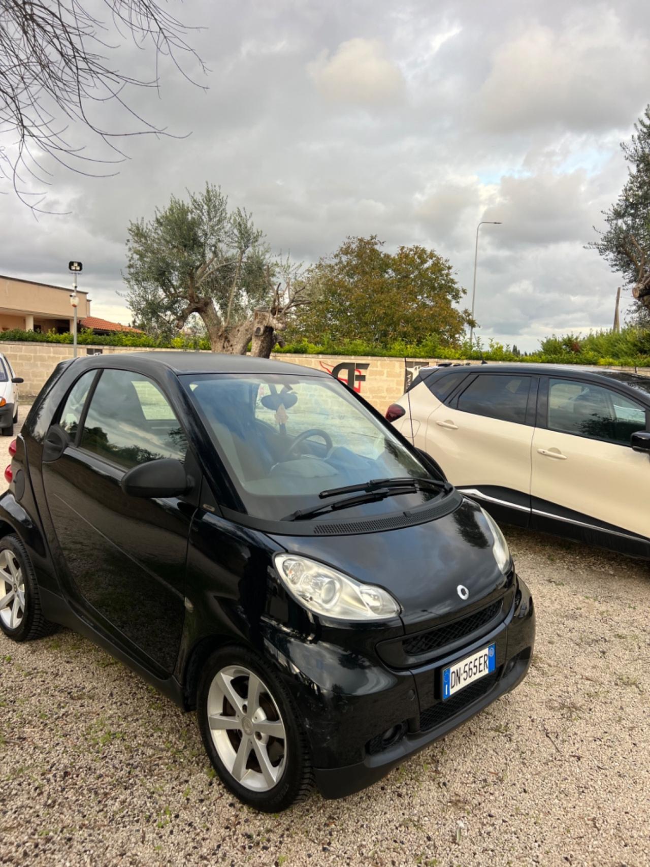 Smart ForTwo 1000 52 kW coupé pure xfetta in tutto !!