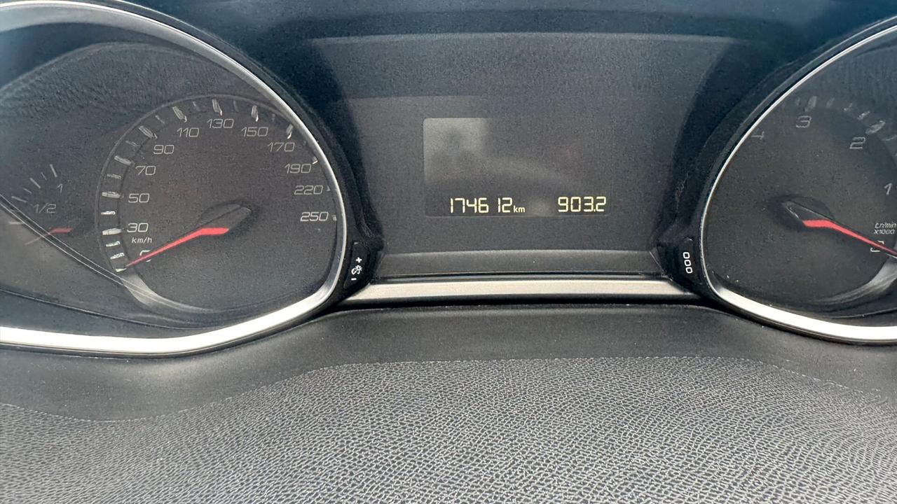Peugeot 308 BlueHDi 120 S&S EAT6 GT Line