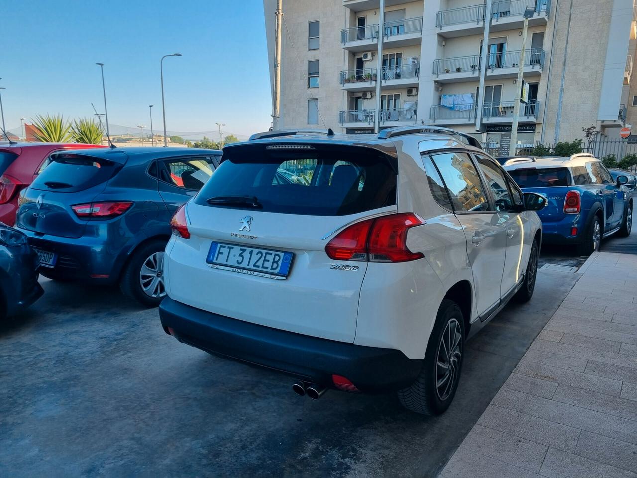 Peugeot 2008 1.4 HDi 68CV Active