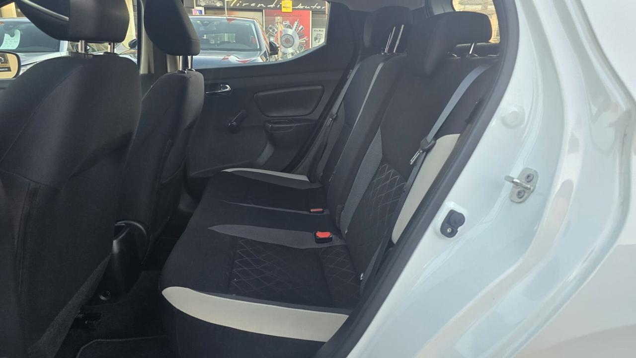 Nissan Micra dCi 90 5 porte Tekna