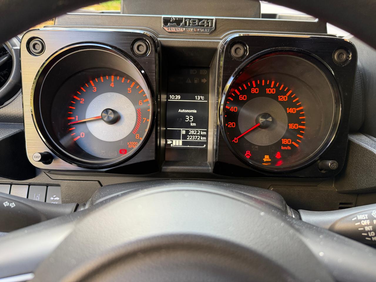 Suzuki Jimny 1.5 5MT PRO Autocarro