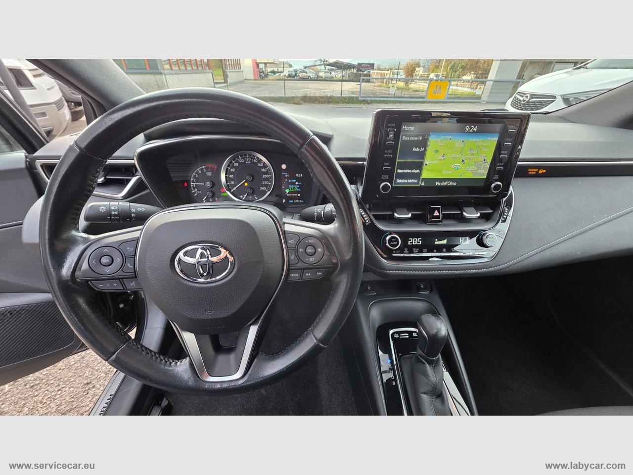 TOYOTA Corolla TS 1.8 Hybrid Style