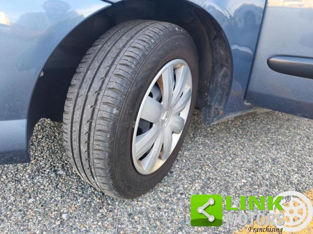 RENAULT Clio Storia 1.2 5 porte Confort