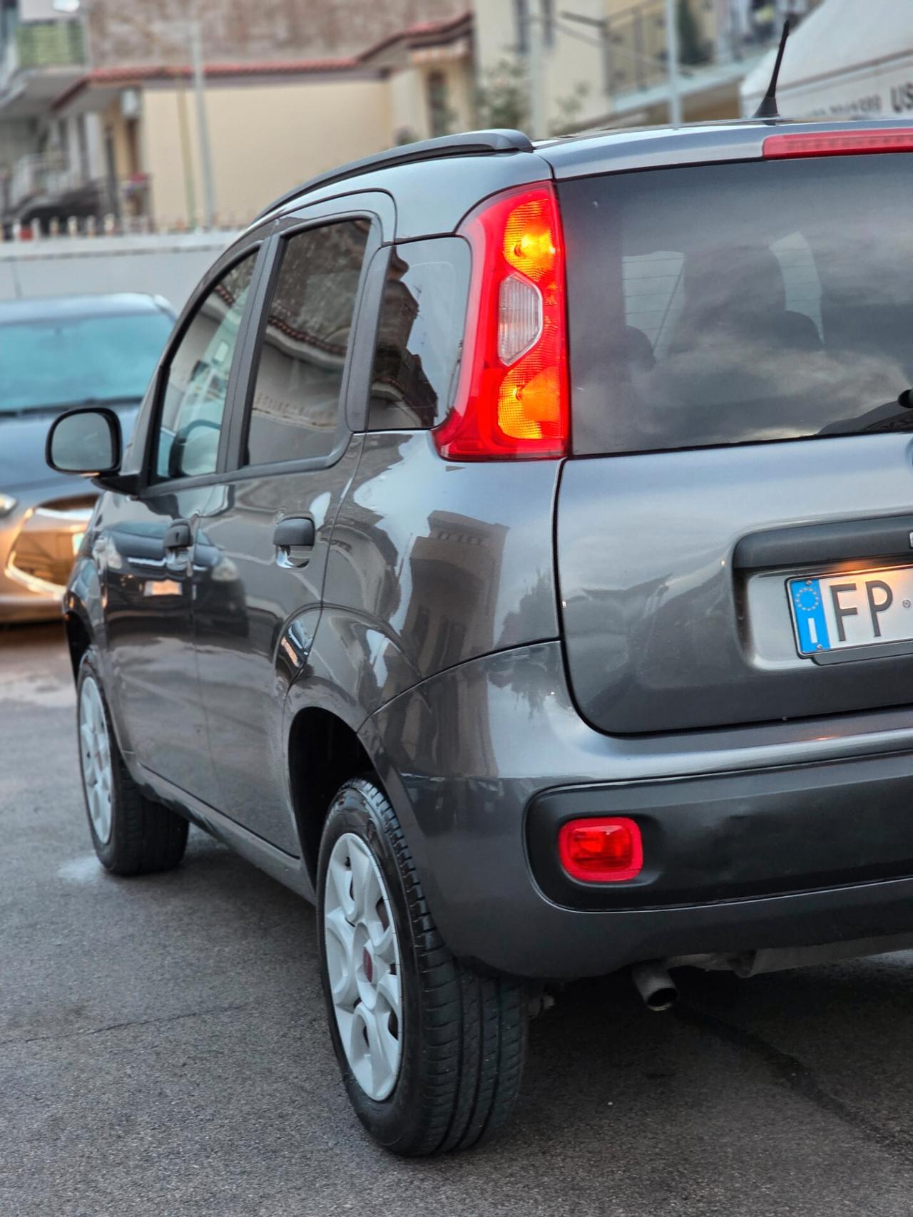 Fiat Panda 0.9 TwinAir Turbo Natural Power Lounge