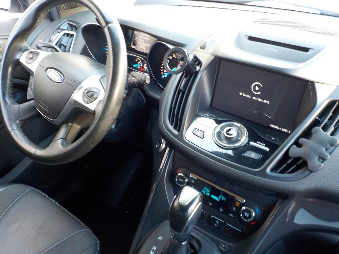 Ford Kuga 2.0 TDCI 150 CV S&S 4WD Powershift Titanium