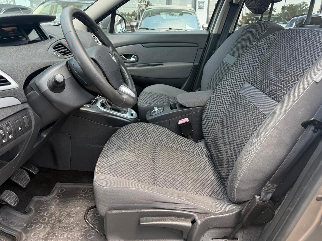 Renault Scenic Scénic X-Mod 1.5 dCi 110CV Luxe