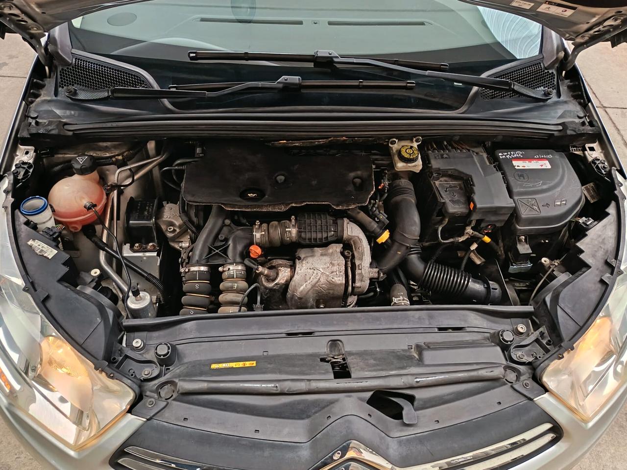 Citroen C4 1.6 e-HDi 115 Exclusive