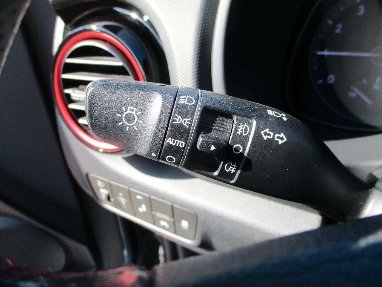 Hyundai Kona 1.0 t-gdi Xpossible 2wd 120cv my18 CarPlay/Frenata