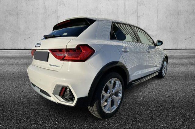 AUDI A1 citycarver 35 TFSI