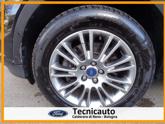 FORD Kuga 2.0 TDCI 140 CV 4WD Powershift Titanium