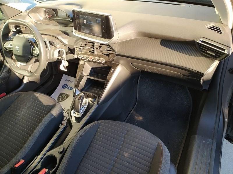 Peugeot 2008 130 EAT8 Active Pack Finanziato
