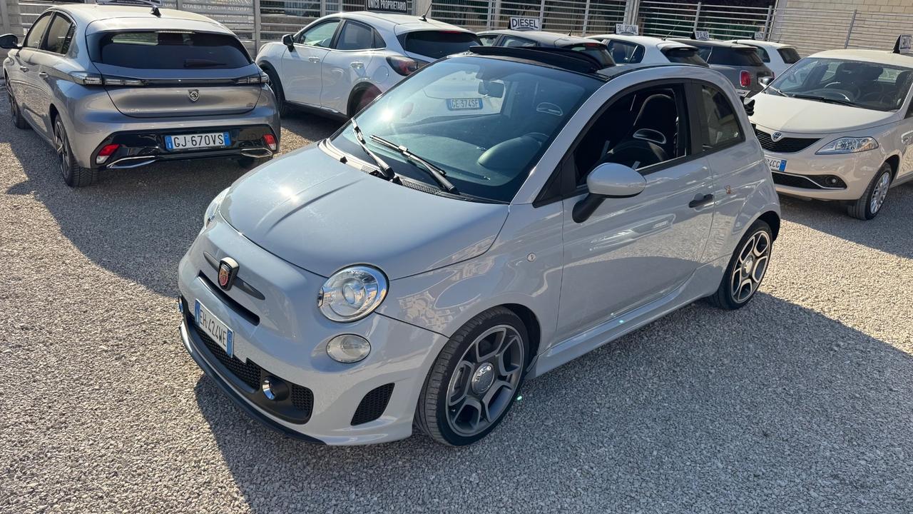 Abarth 500 C 1.4 Turbo T-Jet
