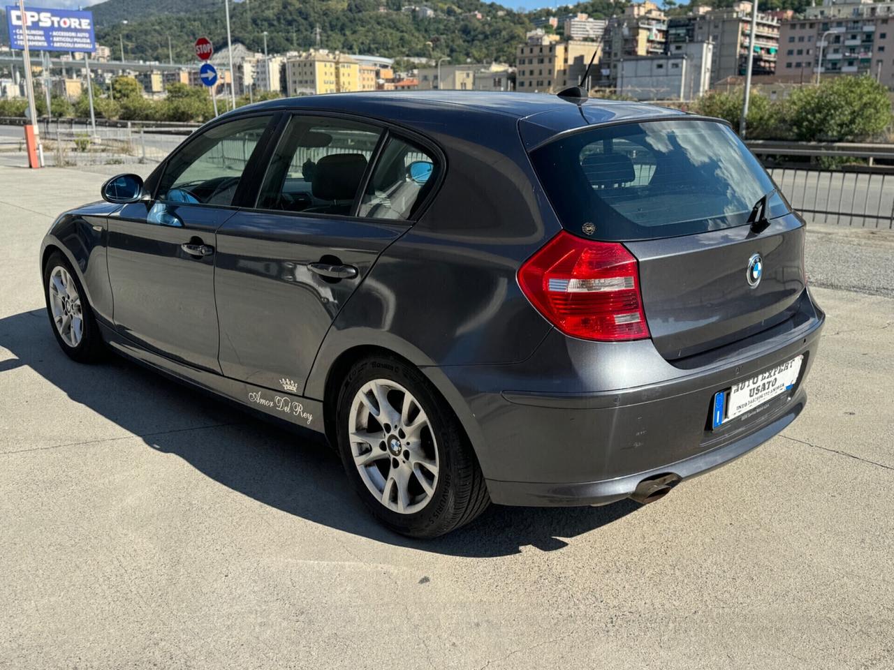 Bmw 116 5P. Futura 122 CV 2008 pelle Pak m