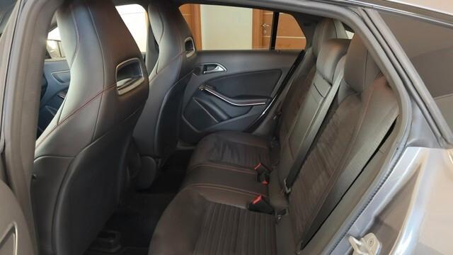 Mercedes-benz CLA 200 d 4Matic Automatic Premium