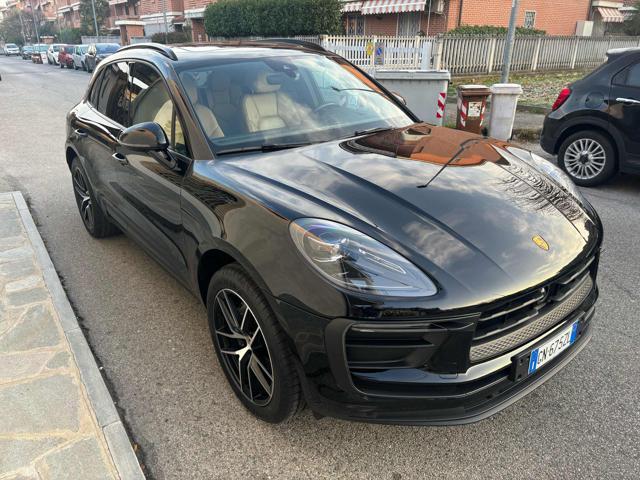 PORSCHE Macan 2.0 T