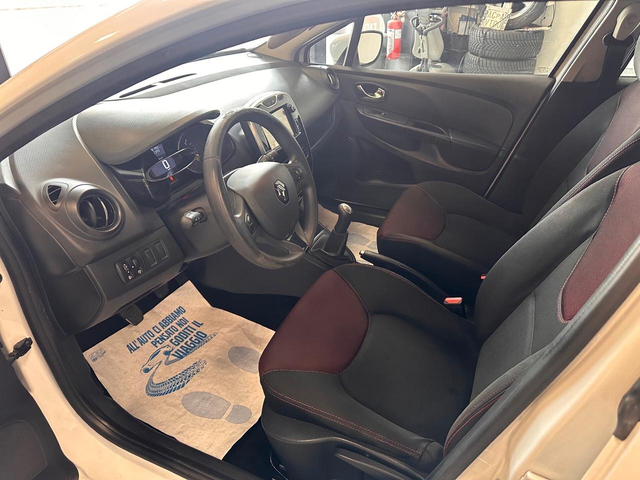 RENAULT CLIO 1.5 DCI AUTOCARRO 4 POSTI