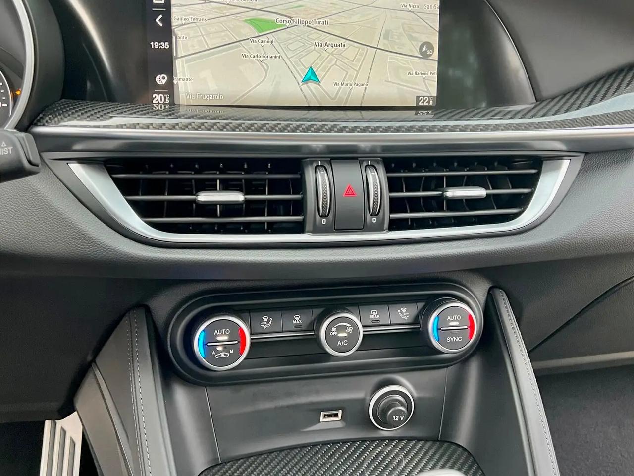 Alfa Romeo Stelvio 2.9 Bi-Turbo V6 510 CV AT8 Quadrifoglio
