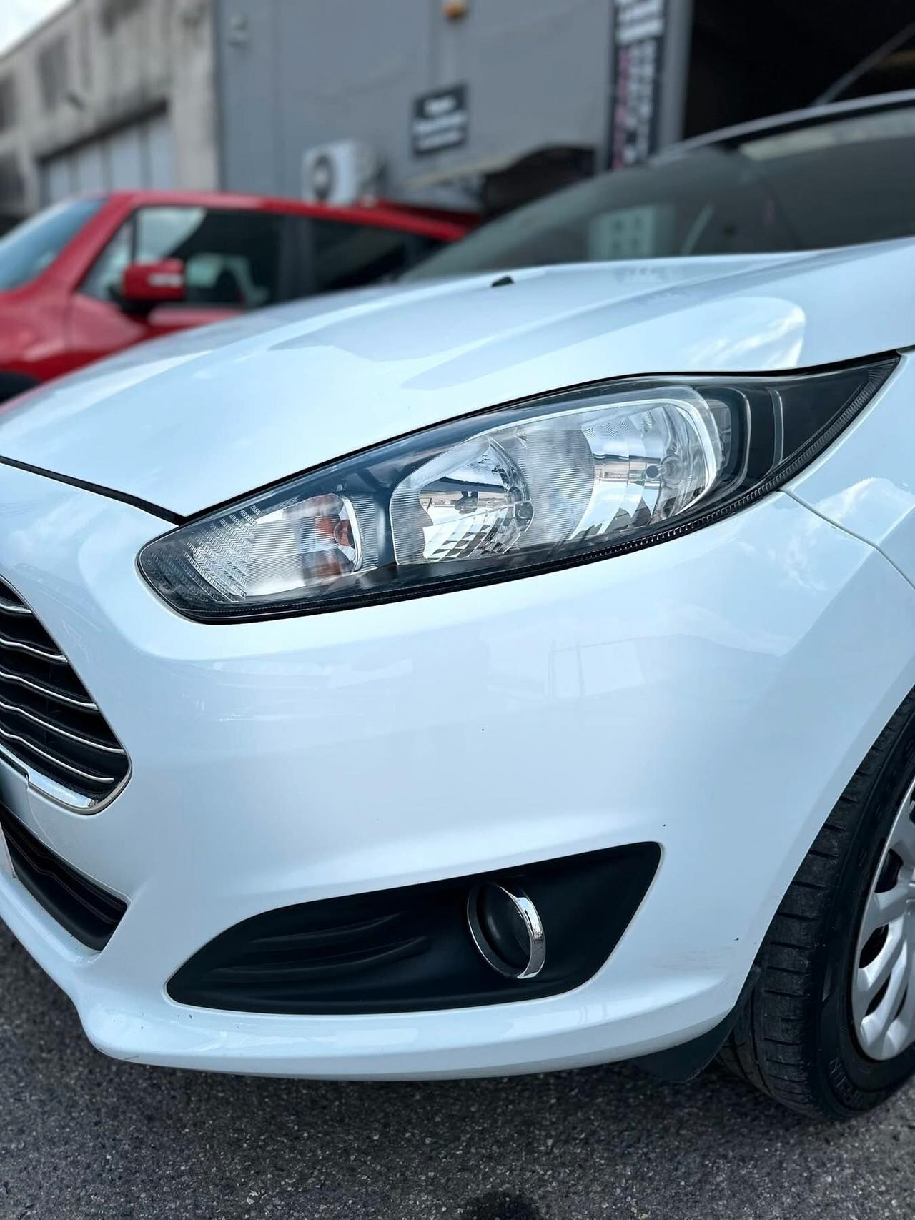 Ford Fiesta 1.0 80CV 5 porte Titanium NEOPATENTATI