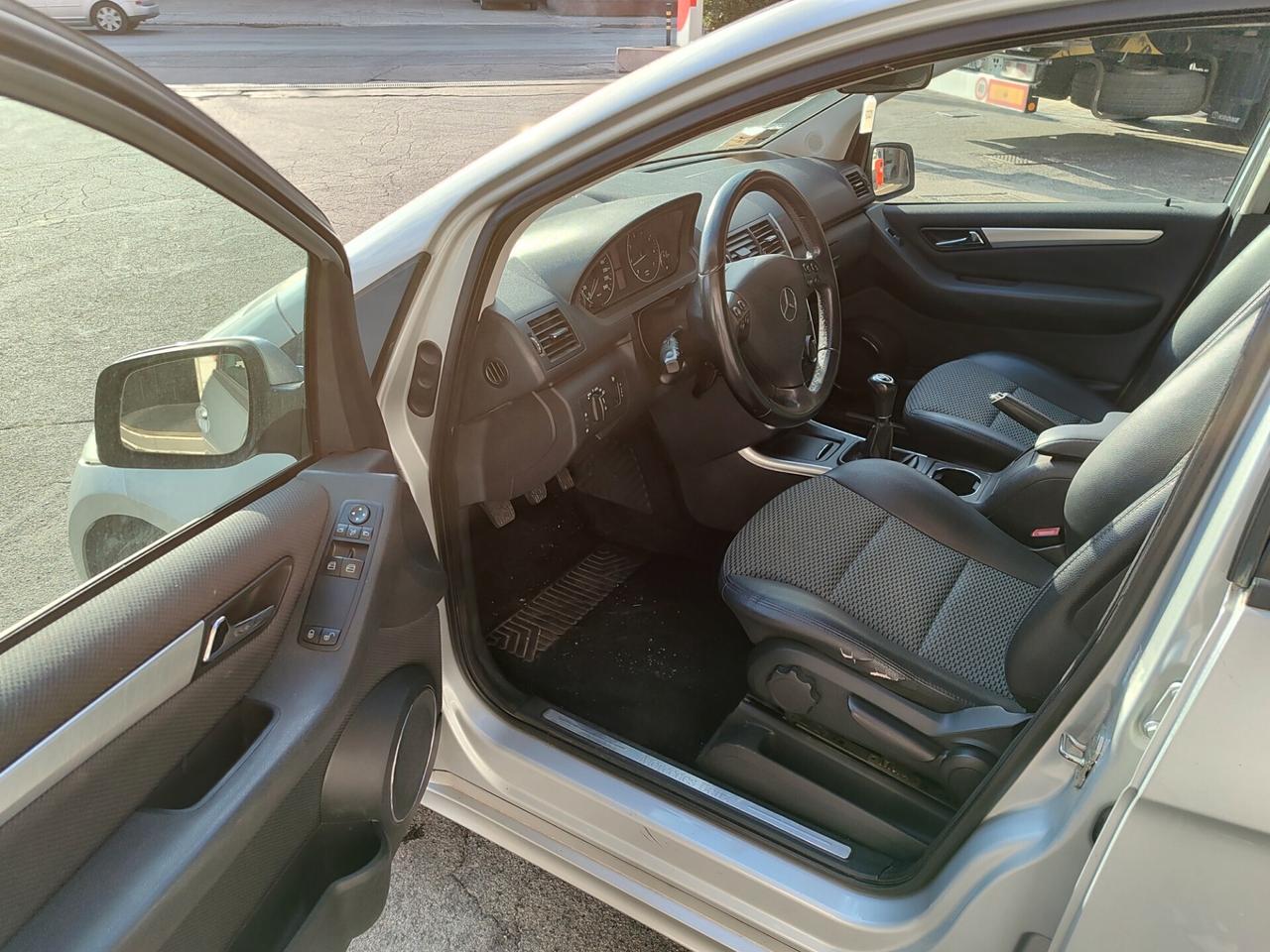 Mercedes A150 BENZ solo 70MILA KM