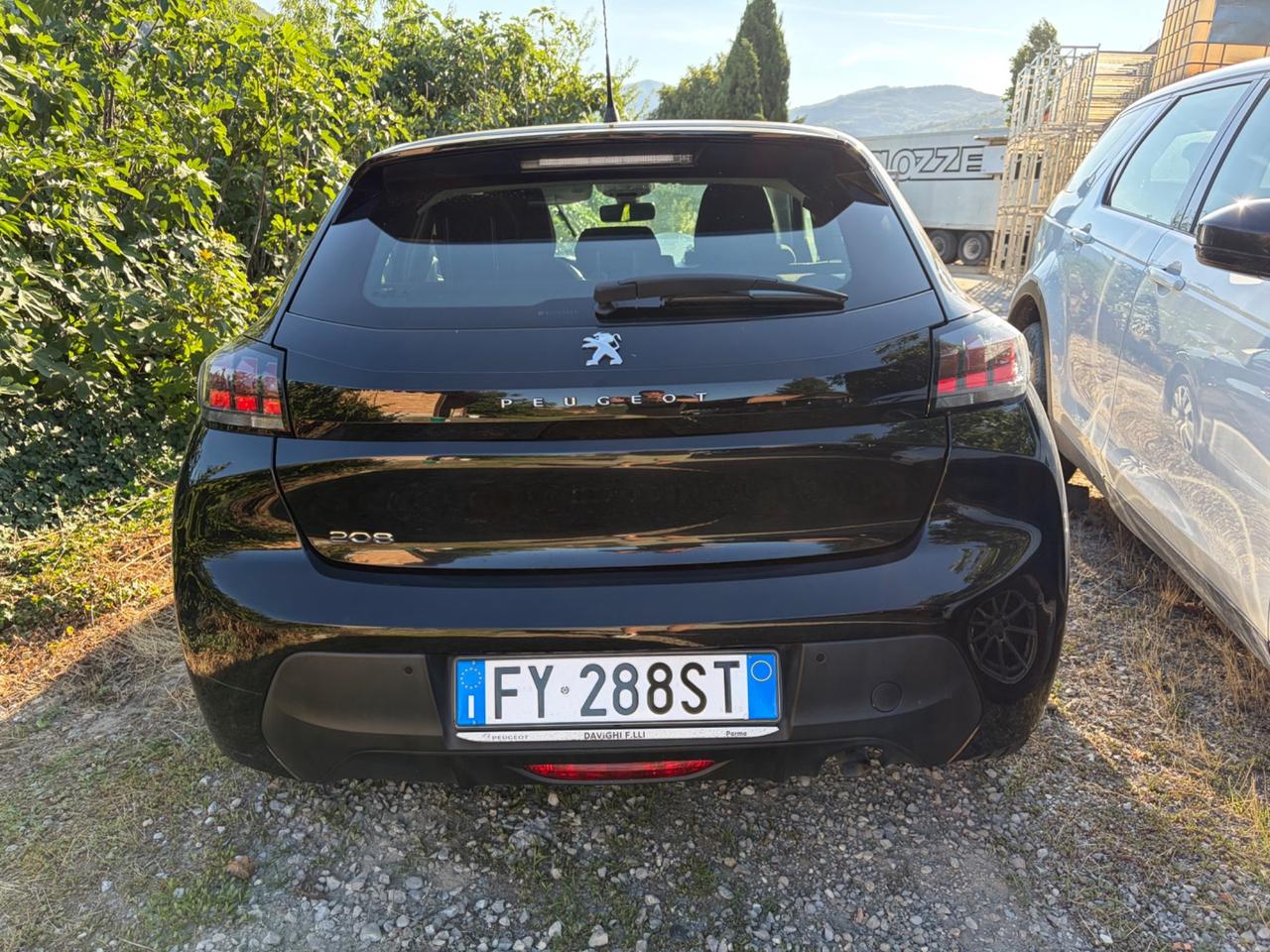 Peugeot 208 PureTech 1.2 65MILA KM INCIDENTATA
