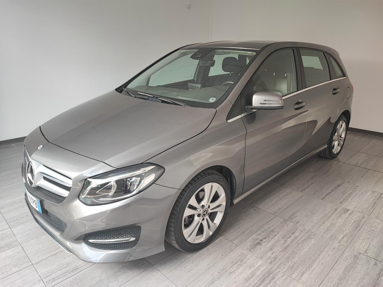 Mercedes-benz B 180 d Premium