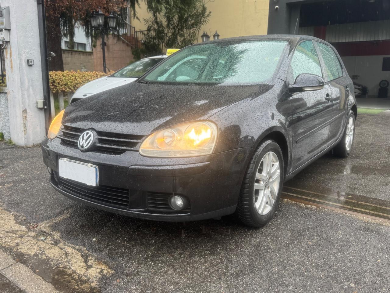 Volkswagen Golf 1.6 16V FSI 5p. Comfortline