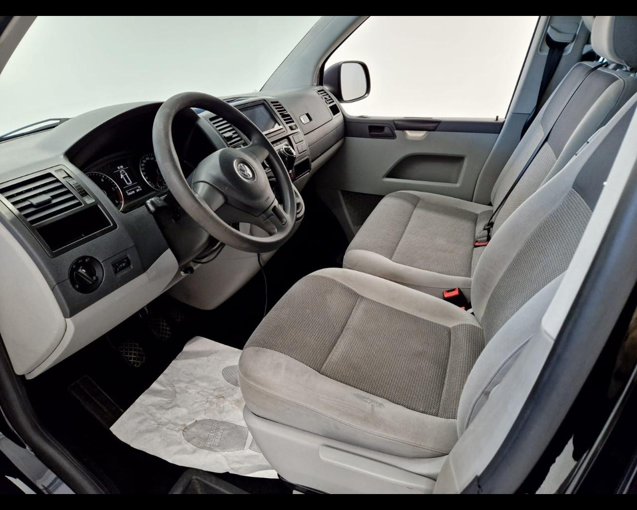 VOLKSWAGEN Multivan T5 2010 - Multivan 2.0 tdi Comfortline 140cv