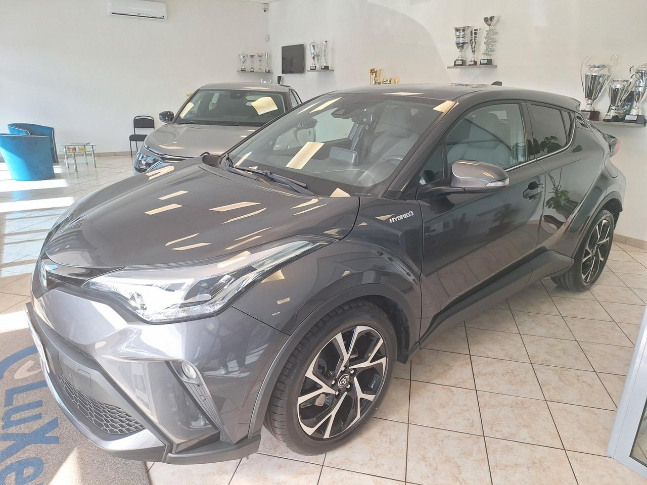 Toyota C-HR 1.8 Hybrid E-CVT Trend