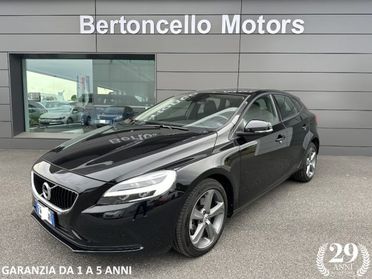 VOLVO V40 T2 2.0 122cv Business Plus BENZINA FULL LED