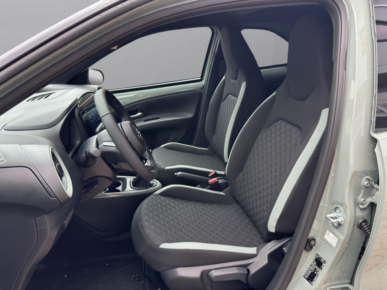Toyota Aygo X - MY '24 5 porte TREND 1.0 VVT-i 5