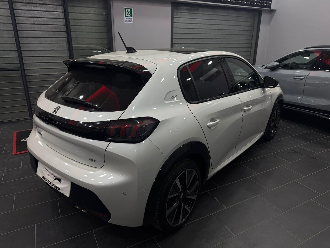 Peugeot 208 PureTech 130 Stop&Start EAT8 5 porte GT Pack