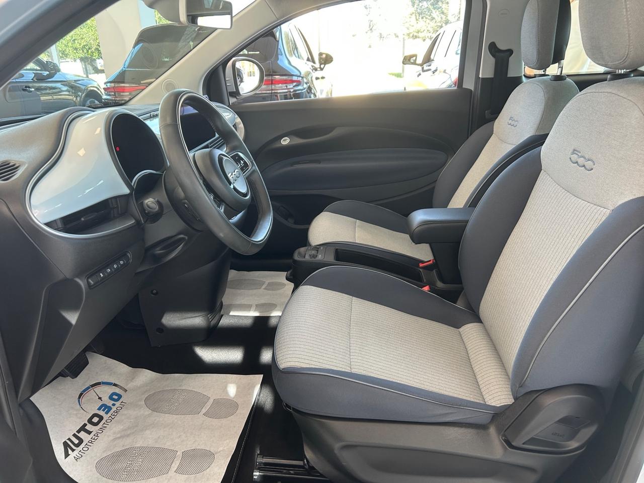 Fiat 500e Berlina 42 kWh Icon Neopatentati