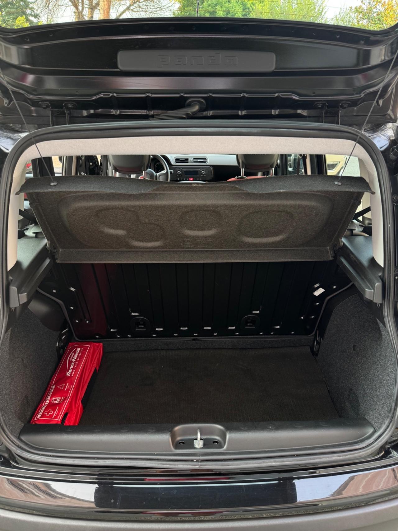 Fiat-Panda-1.2-benzina-69cv-54.000km-neopatentati-ottimo!