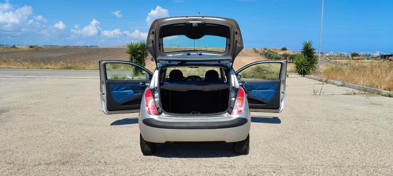 Lancia Ypsilon 1.3 Multijet 16V Platino