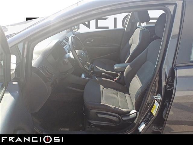 KIA Rio 5 Porte 1.1 CRDi Cool Techno Pack E6