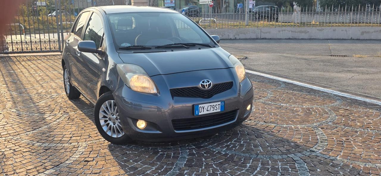 Toyota Yaris 1.3 5 porte M-MT Sol