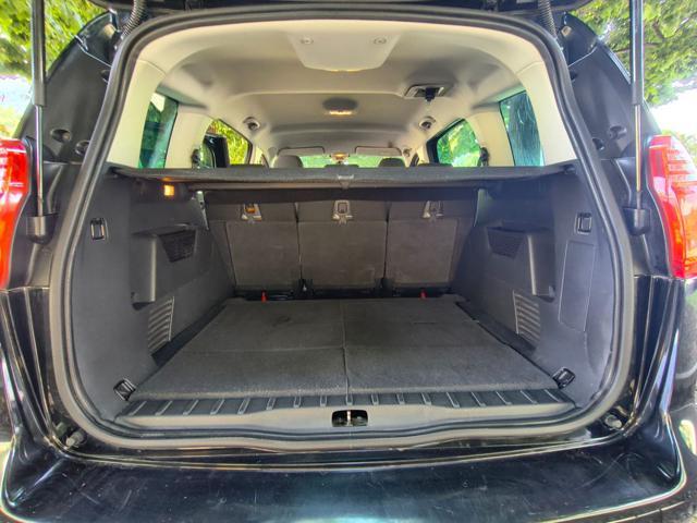 PEUGEOT 5008 BlueHDi 120 CV AUTOMATICA