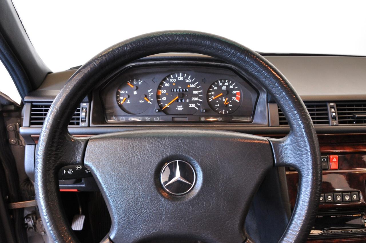 Mercedes-benz 200 E ASI + CRS clima funzionante