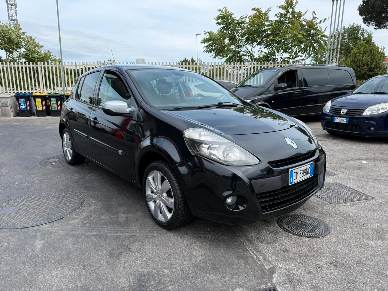 Renault Clio 1.2 SPORT 70MILAKM DA VETRINA
