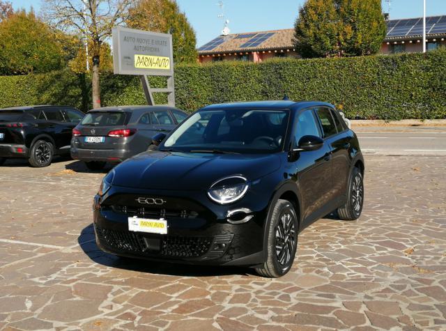 FIAT 600 Hybrid 100 CV DCT MHEV