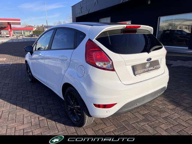 FORD Fiesta 1.5 TDCi 75CV 5 porte Black & White Edition