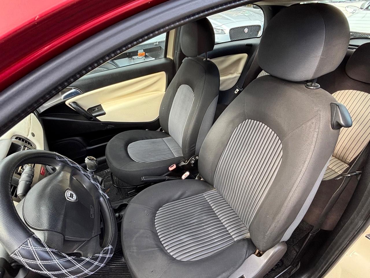 Lancia Ypsilon 1.2 Argento