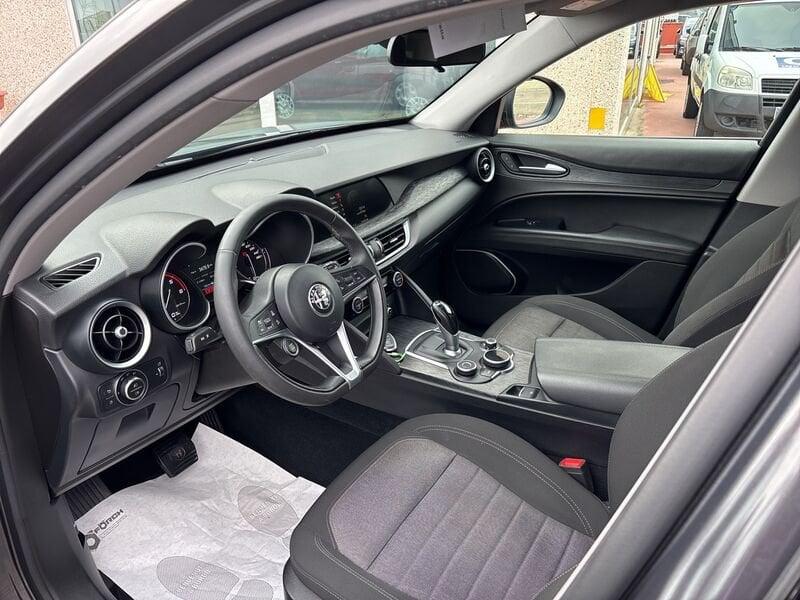 Alfa Romeo Stelvio 2.2 Turbodiesel 190 CV AT8 Q4 Business