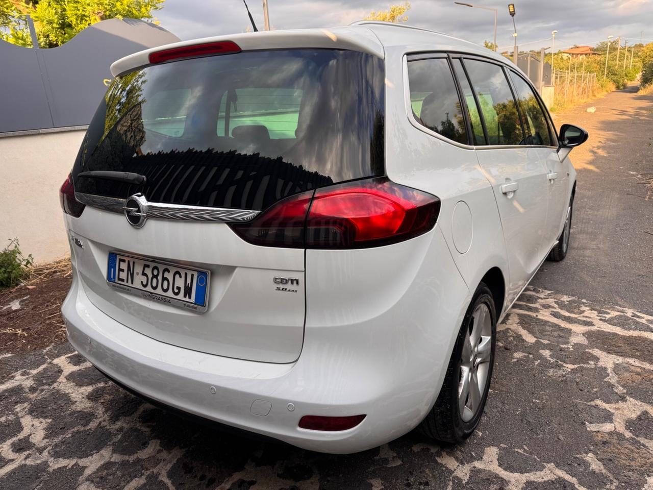 opel zafira 7 posti 2.0 diesel