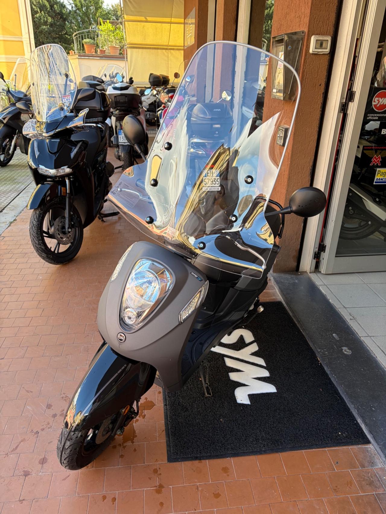 Sym Mio 50 - 2023