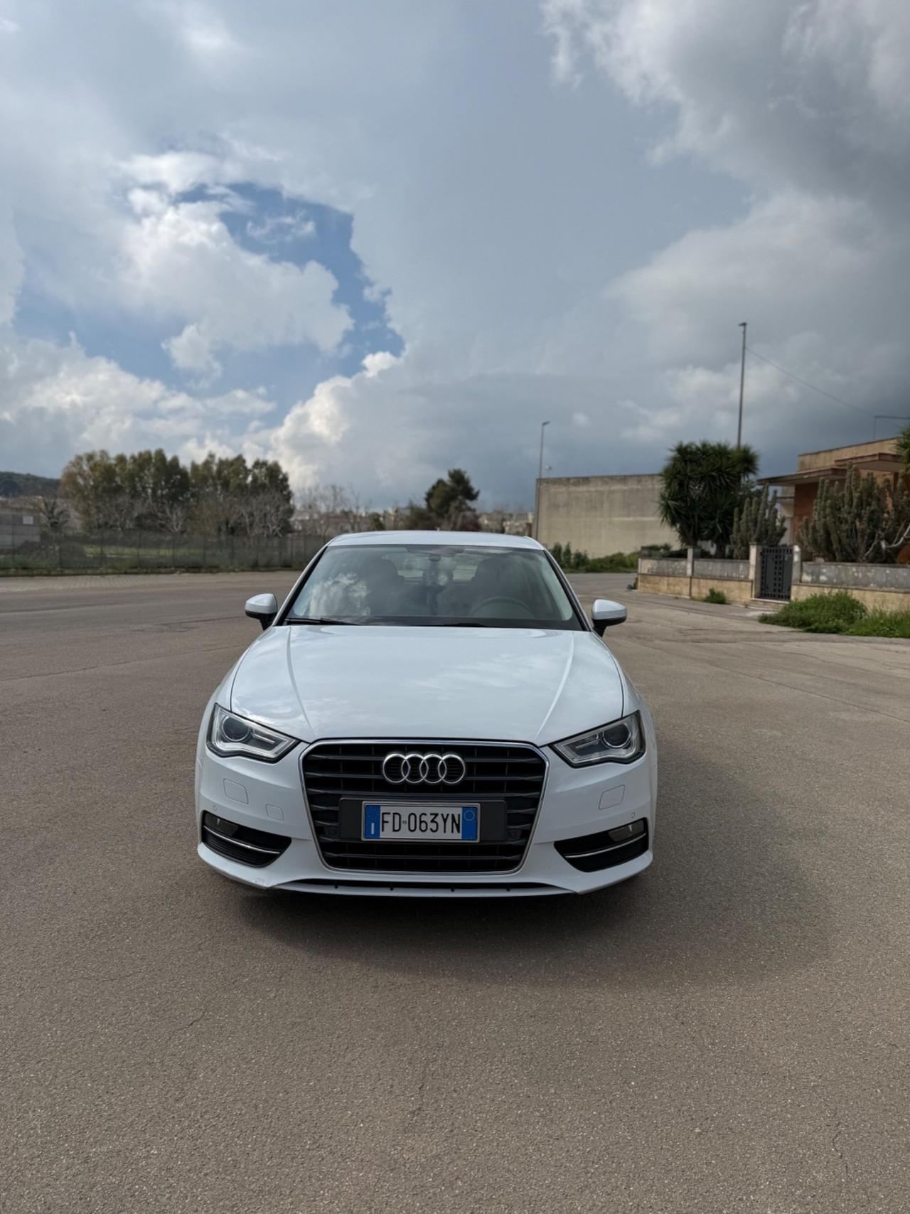 Audi A3 1.6 TDI clean diesel S tronic Ambition