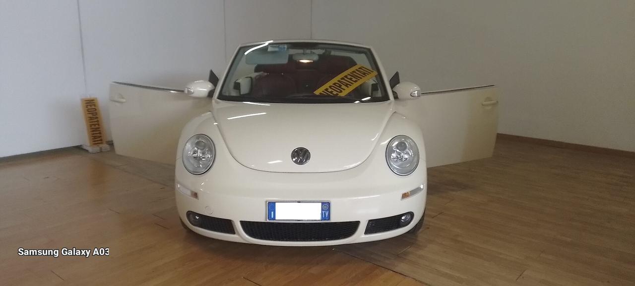 Volkswagen New Beetle 1.9 TDI 105CV Cabrio Lim. Red Edt.