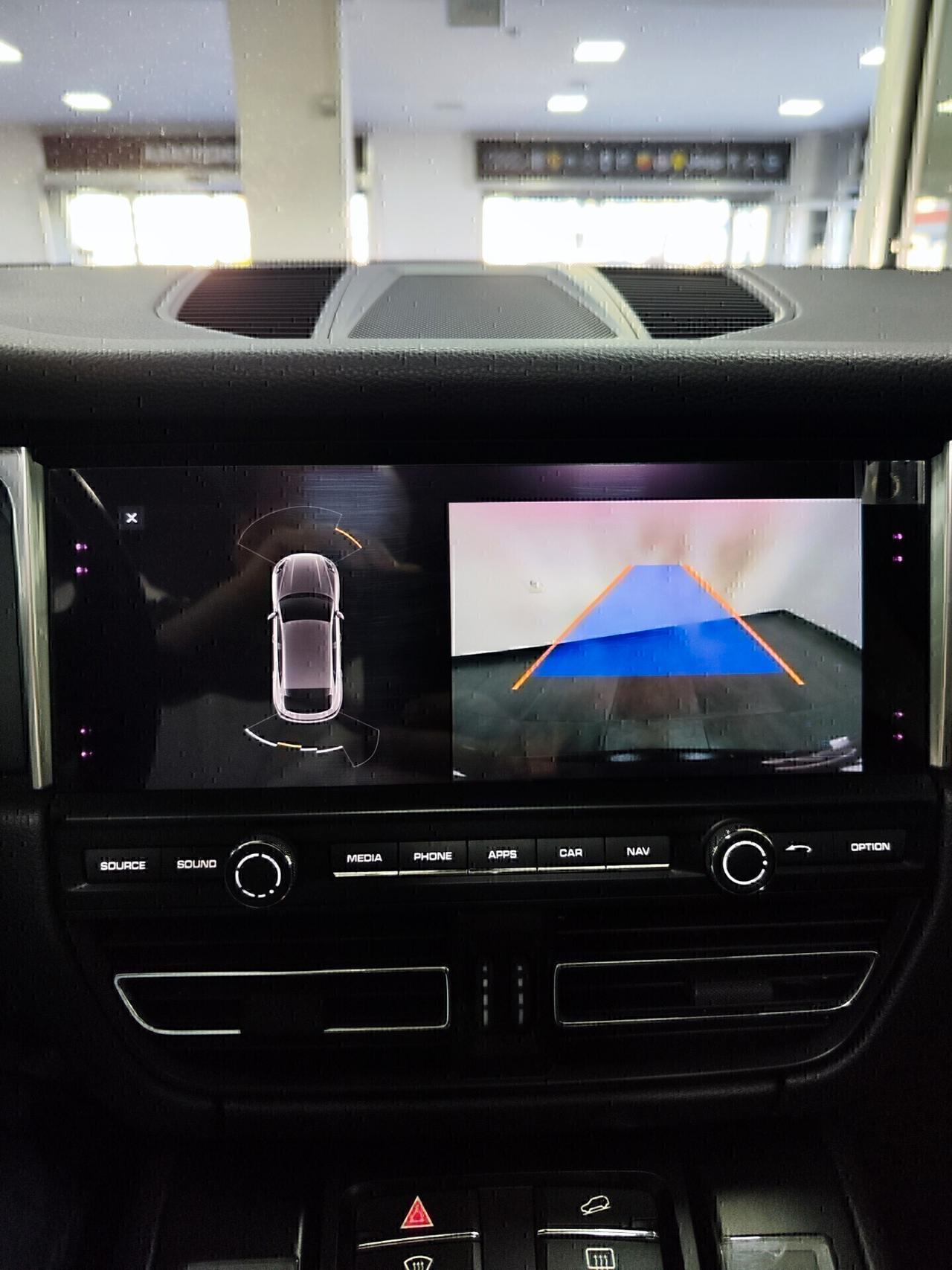 Porsche Macan 2.0 245cv Tetto Led